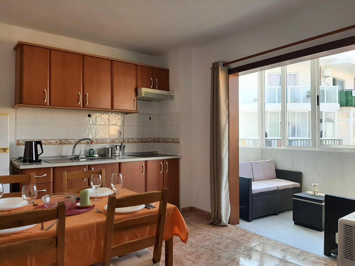 Perfectly Located Apartment With Pool Плайя-де-лас-Амерікас Екстер'єр фото